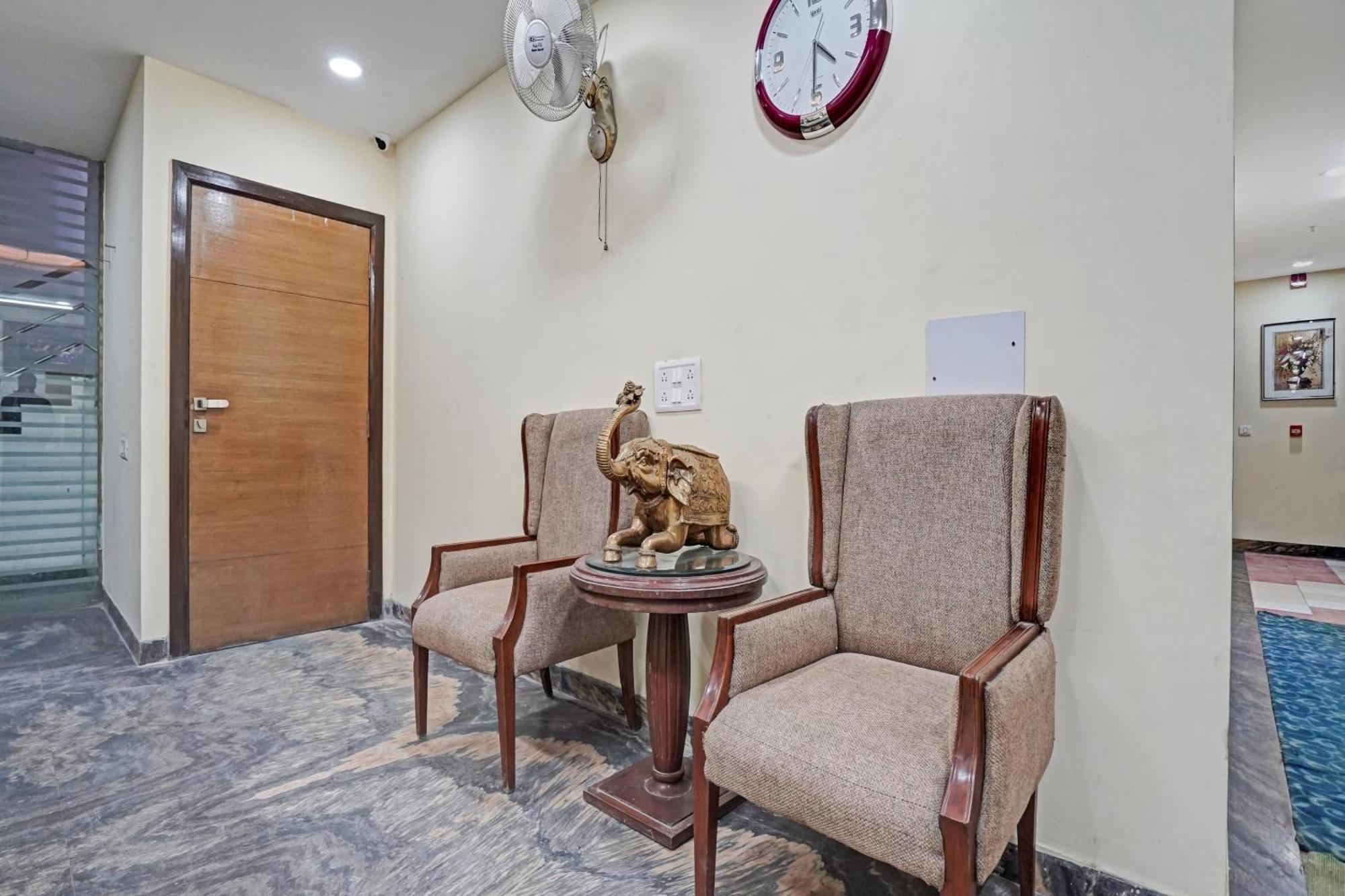 Hotel O Royal Regency Ghaziabad Exterior foto