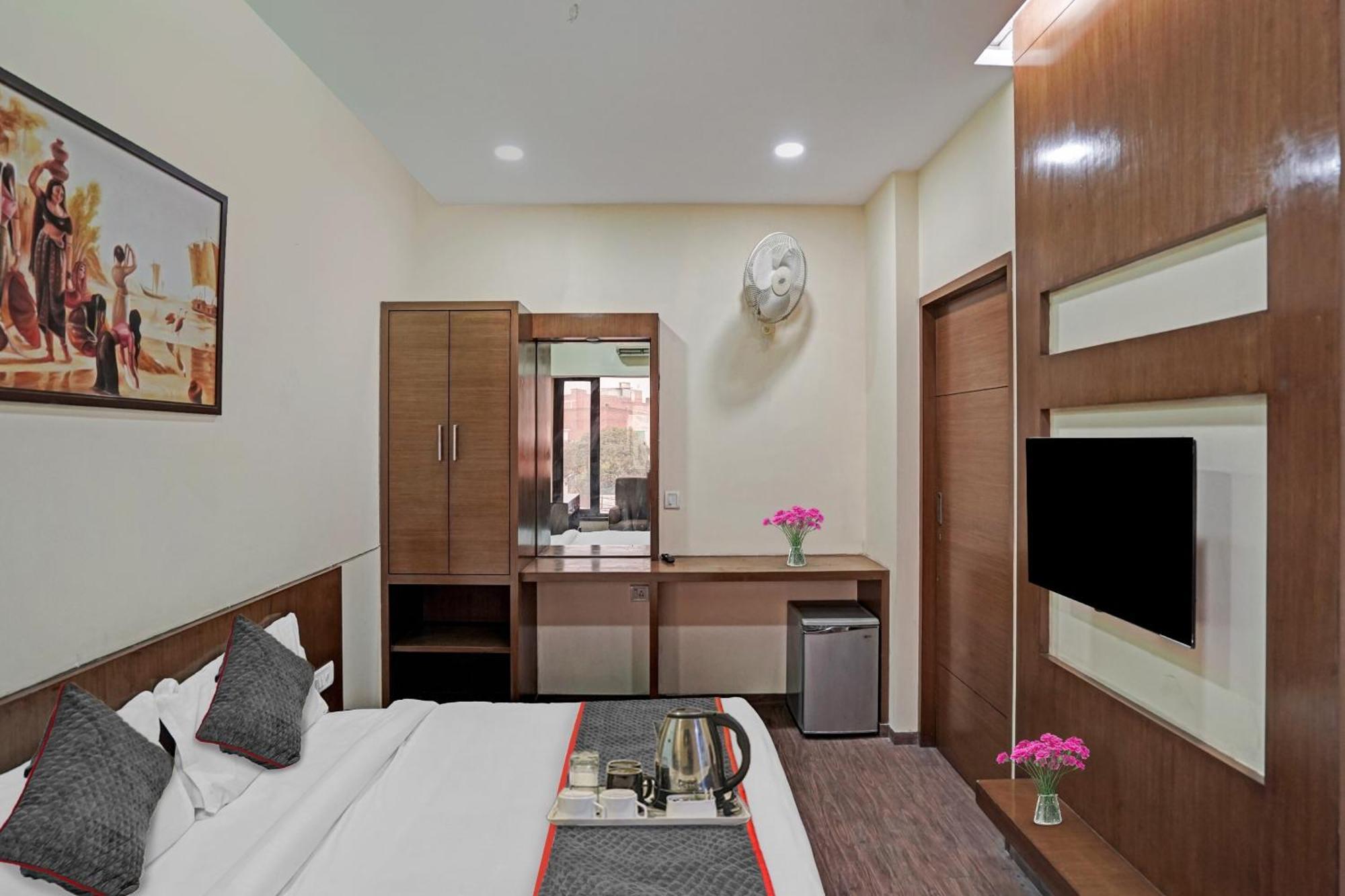 Hotel O Royal Regency Ghaziabad Exterior foto